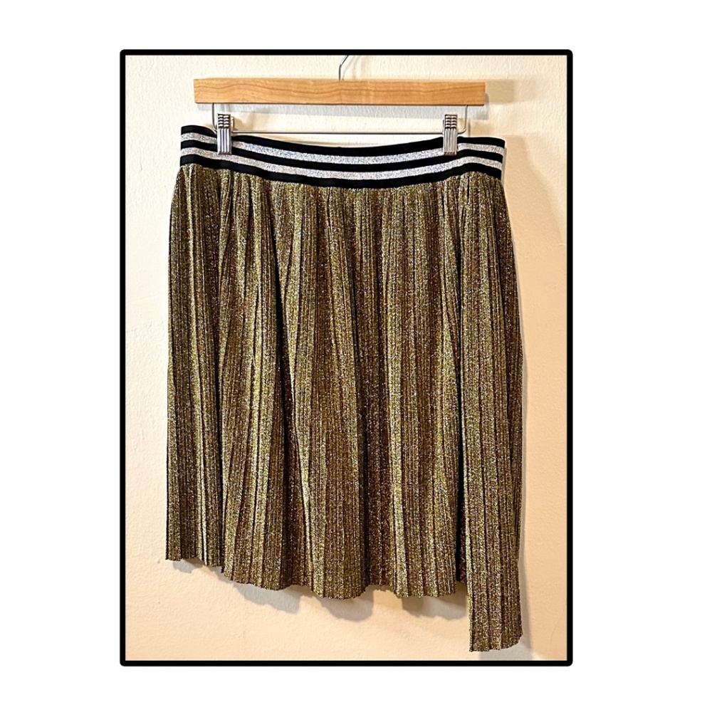 GOLD/BLACK SKIRT WITH BLACK & SILVER ELASTIC WAIST SIZE 2X